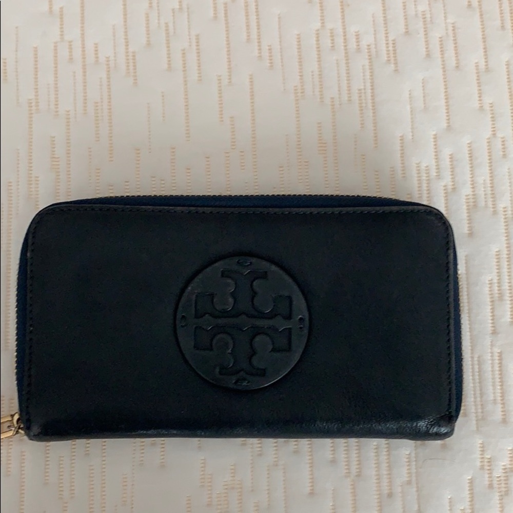 Tory Burch wallet